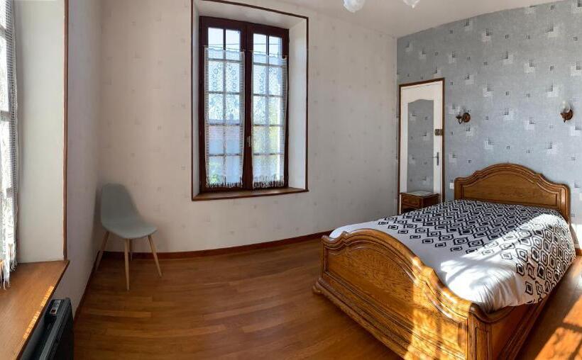 Дом 2 Спальни, Chambres D'hotes & Champagne Douard