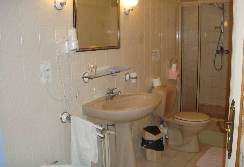 Номер Стандарт, Chambres D'hotes Chez Renée