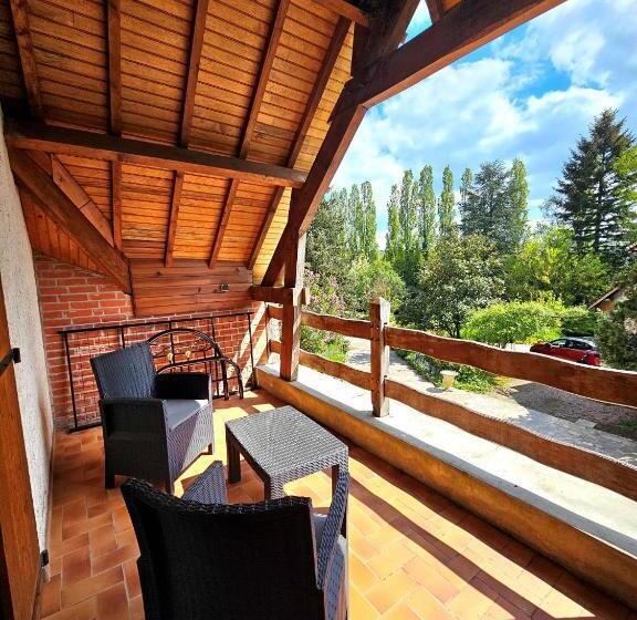 Номер Стандарт Вид на Сад, Chambres D'hotes Chez Renée