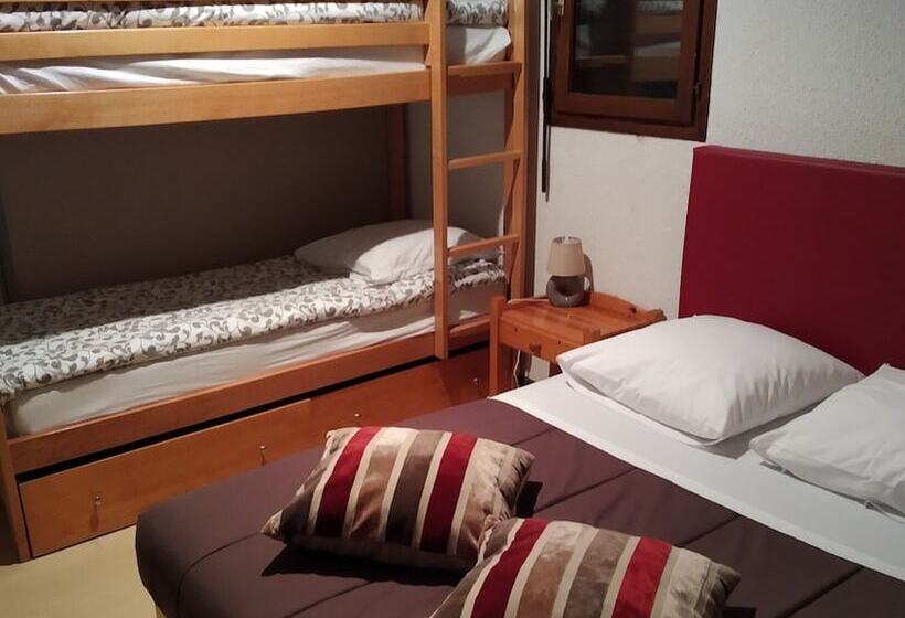 Семейный Номер, Chalet Hotel Les Marmottes 2 étoiles Nn