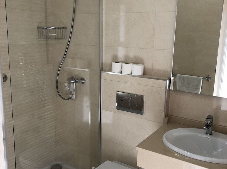 ガーデンビューの２ベッドルームアパート, Apartamentos Las Rosas De Capistrano