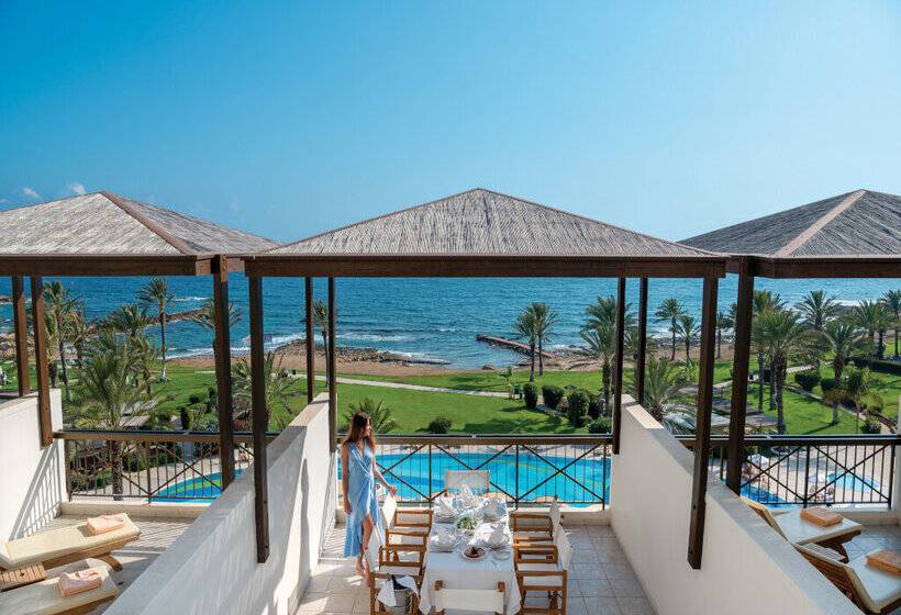 Люкс Ejecutiva 2 Спальни, Constantinou Bros Athena Beach Hotel