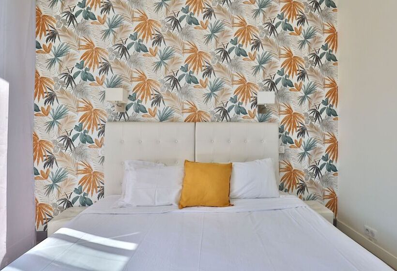 Номер Стандарт, Marbella