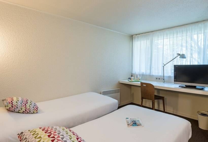 Номер Стандарт, Campanile Rouen Sud   Zénith   Parc Expo
