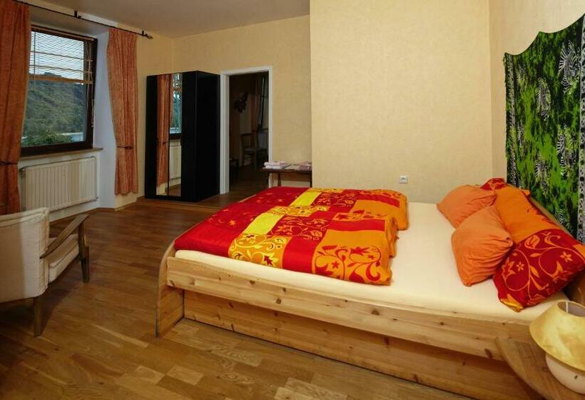 Номер Стандарт, Pension Röhrig