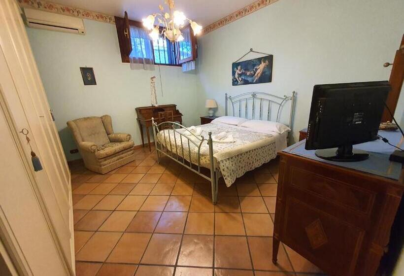 Номер Стандарт, B&b Del Maresciallo