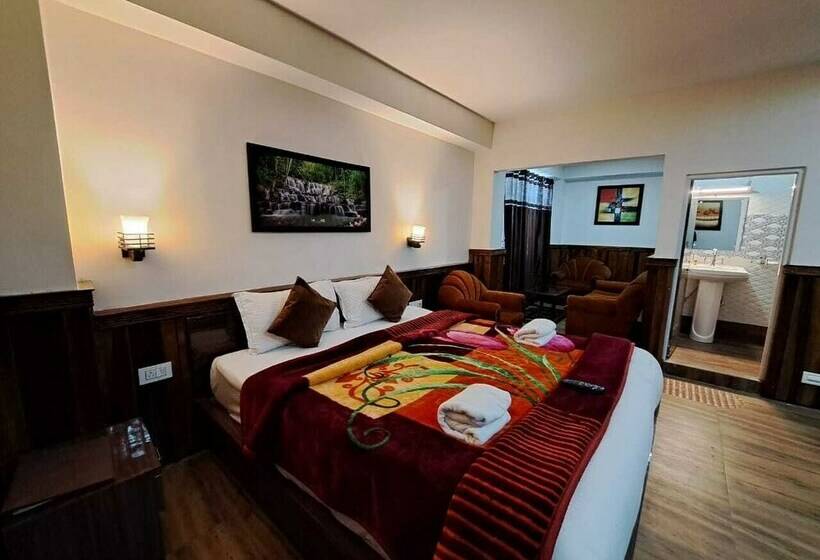 سوییت خانوادگی, Golden Sunrise & Spa