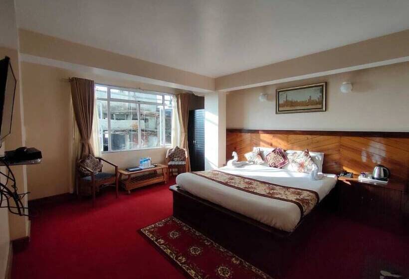 سوییت خانوادگی, Golden Sunrise & Spa