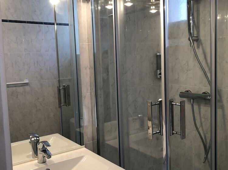 패밀리 룸, Hôtel Génépi