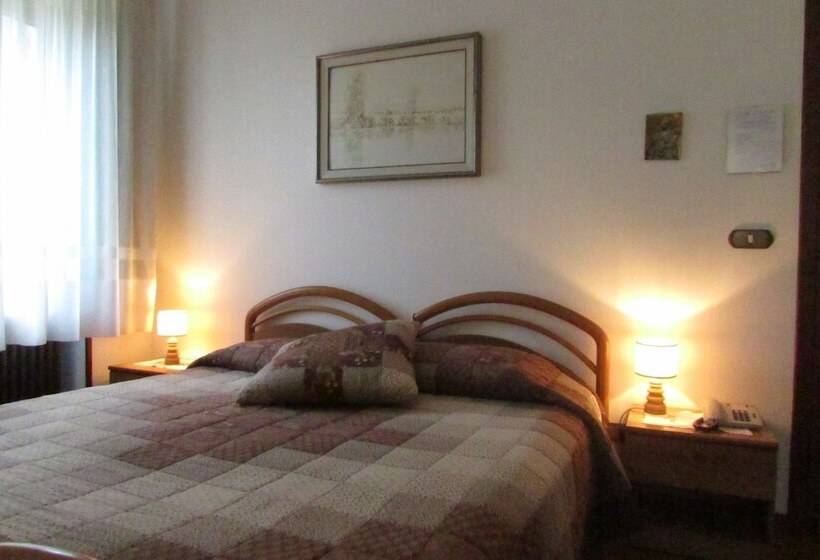 스탠다드 룸, Albergo Alla Trota