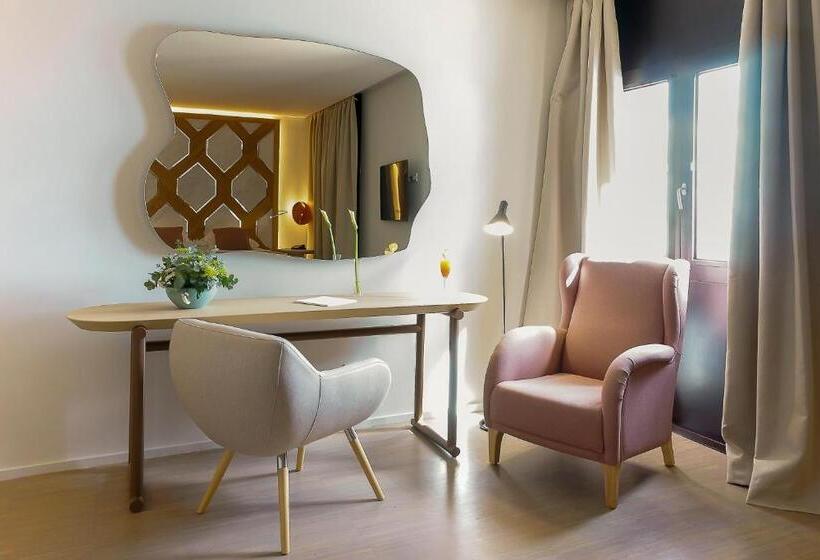 디럭스 룸 바다 전망, Hospes Maricel Y Spa, Palma De Mallorca, A Member Of Design Hotels