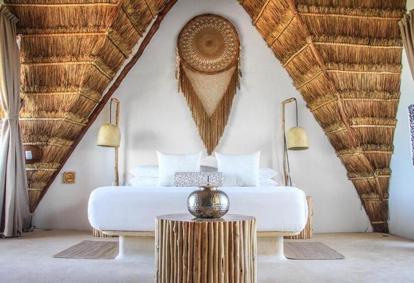 سوئیت با بالکن, Villas Flamingos