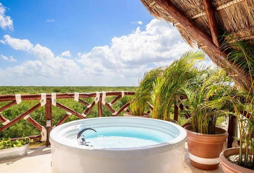 سوئیت با بالکن, Villas Flamingos