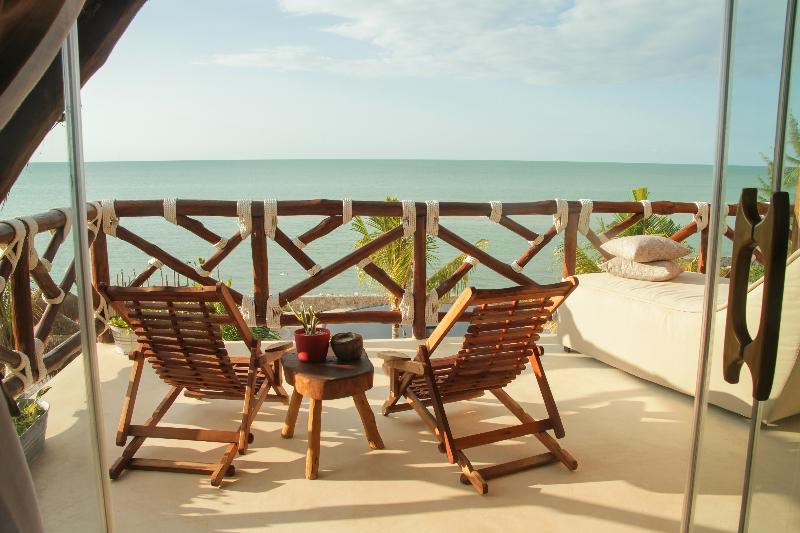 سوئیت با بالکن, Villas Flamingos