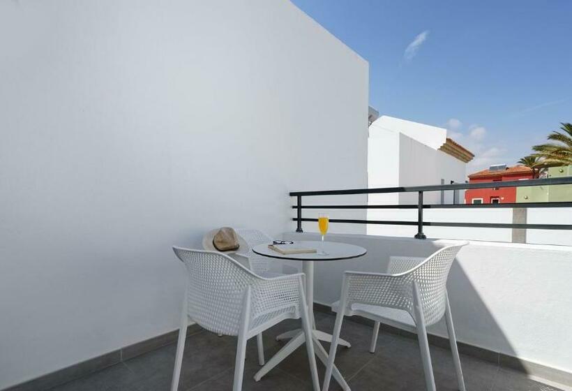 חדר משפחתי, Broncemar Beach Suites