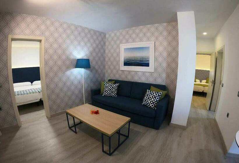 חדר משפחתי, Broncemar Beach Suites
