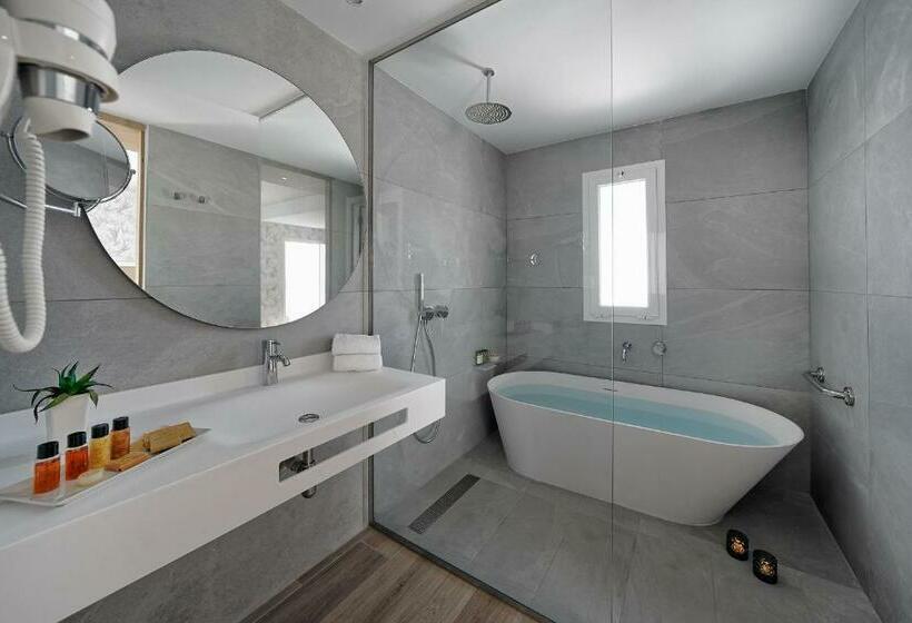 חדר סופריור עם מיטת קינג, Broncemar Beach Suites