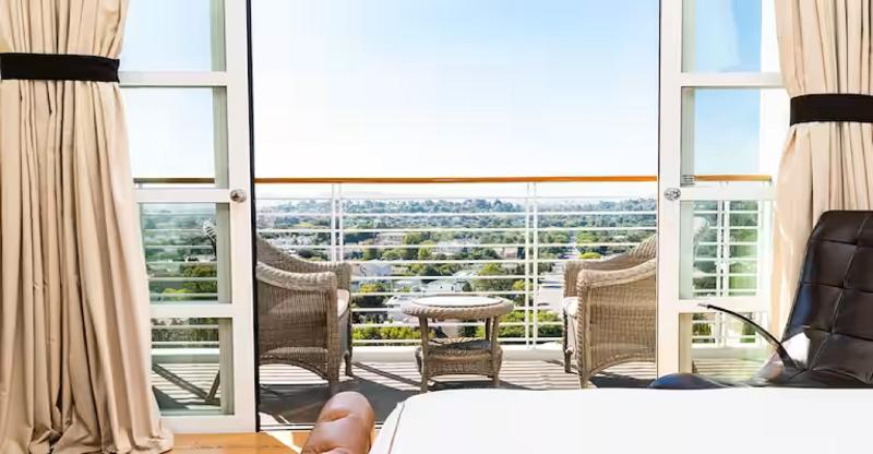 스위트, Cameo Beverly Hills