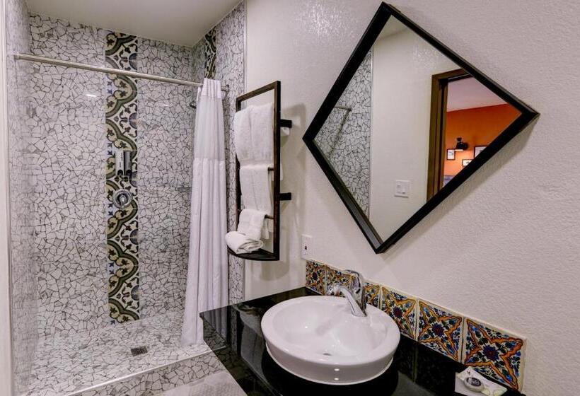 Номер Deluxe Кровать Кинг, The Greens Hotel On Stockton