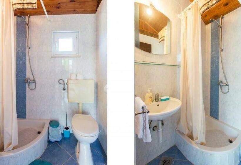 استودیو استاندارد با چشم‌انداز باغ, Guest House Godimento