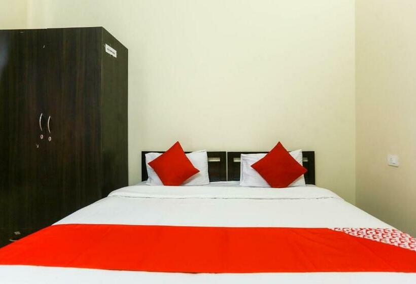 트리플 클래식 룸, Flagship 48731 Pradeep Hostel