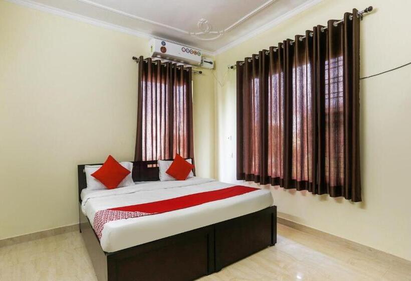 디럭스 트리플 룸, Flagship 48731 Pradeep Hostel
