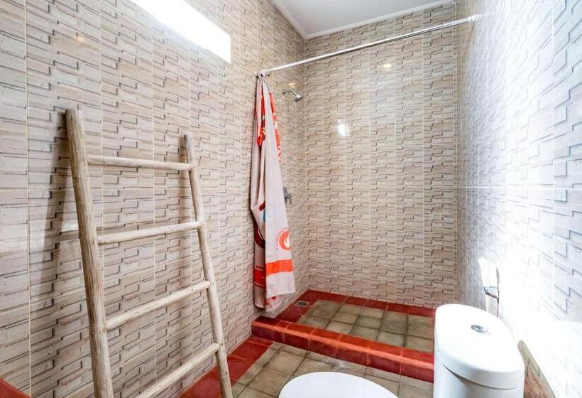 اتاق اکونومی, Dicky Guest House Batu Bolong