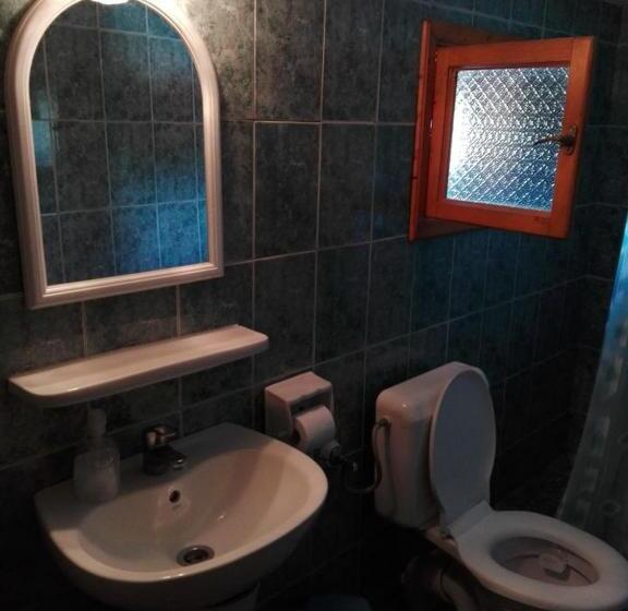 آپارتمان 2 خوابه, Pensiunea Capra Neagră