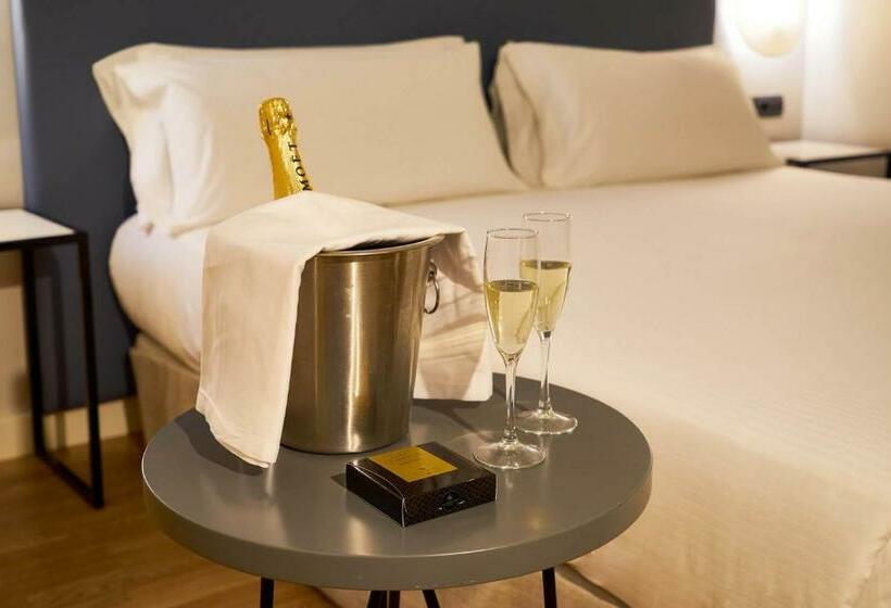 Номер Стандарт, Eurostars Málaga