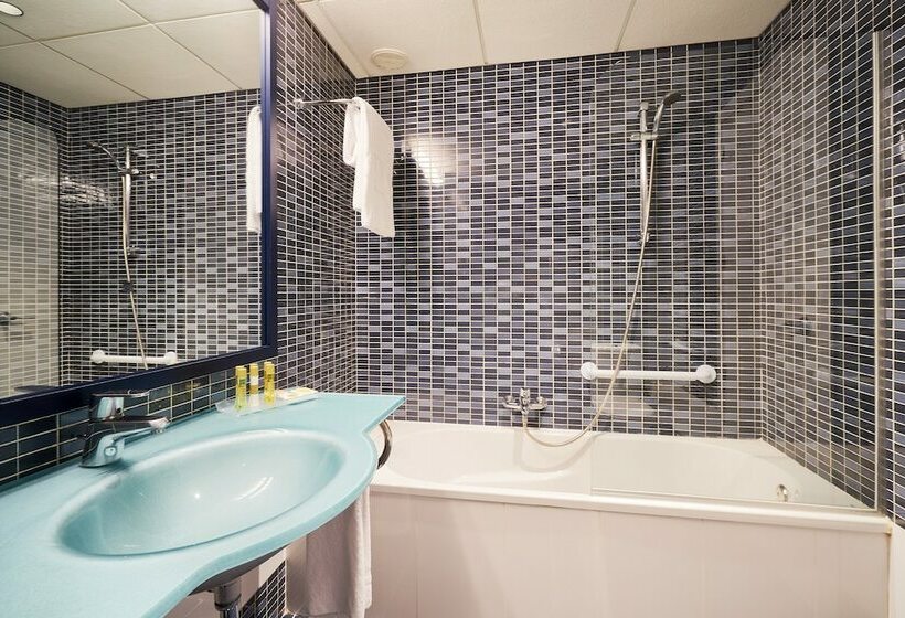 Номер Стандарт Трехместный, Eurostars Málaga