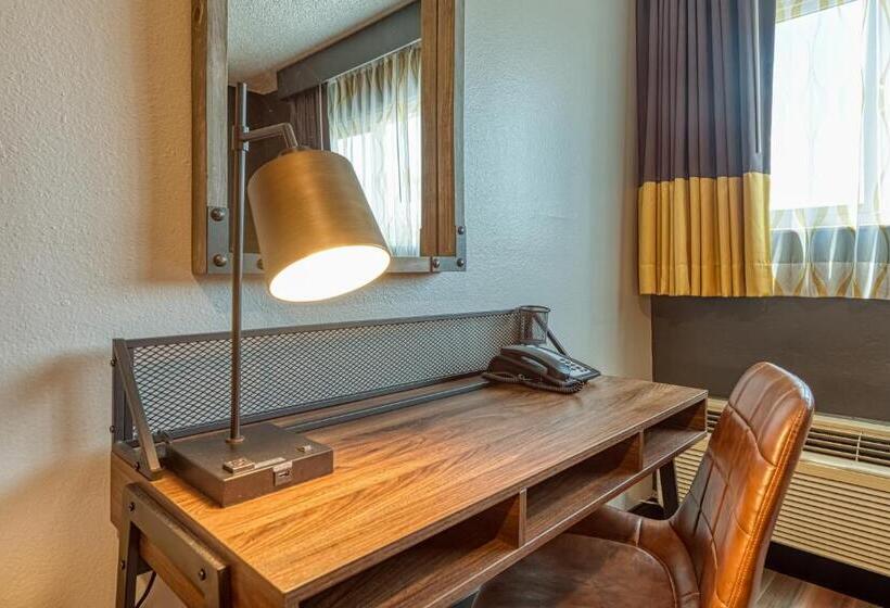 디럭스 룸, La Mirage Inn  Hollywood