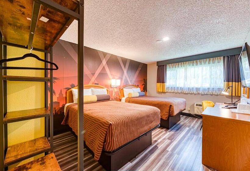 디럭스 룸, La Mirage Inn  Hollywood