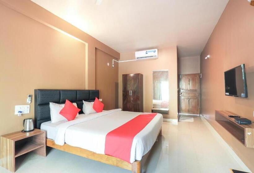 三人经典房间, Oyo 68467 Morjim Suites