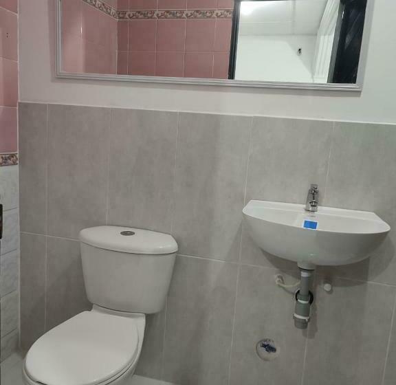 Семейный Номер, Yosu Hostal