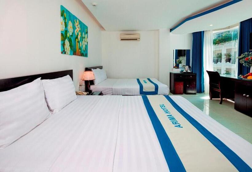 اتاق اساندارد با چشم‌انداز جانبی به دریا, Arima Hotel Nha Trang