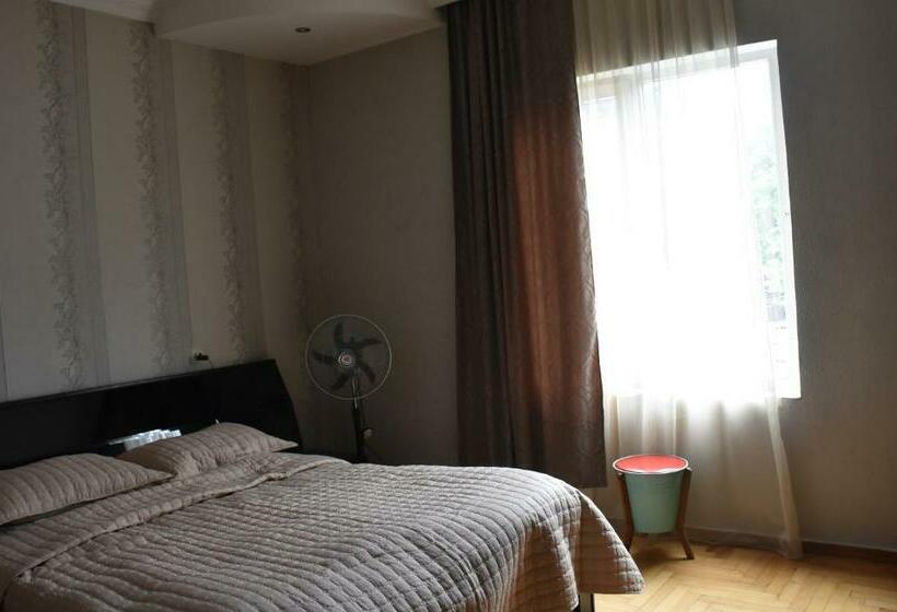 اتاق استاندارد سه نفره, Guesthouse Natalia