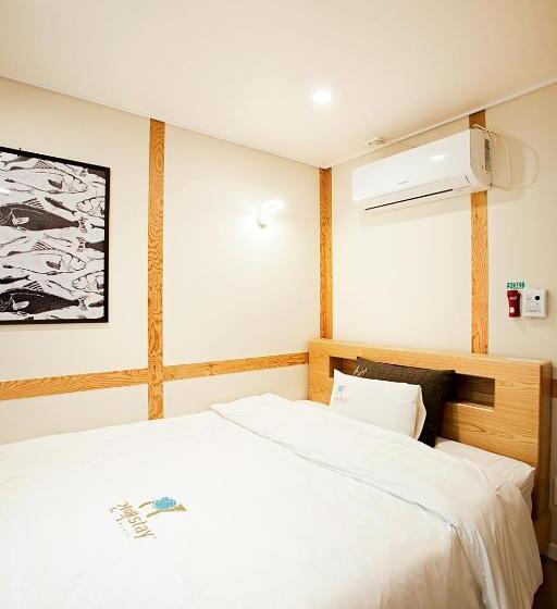 اتاق استاندارد یک نفره, Geonmaek Stay