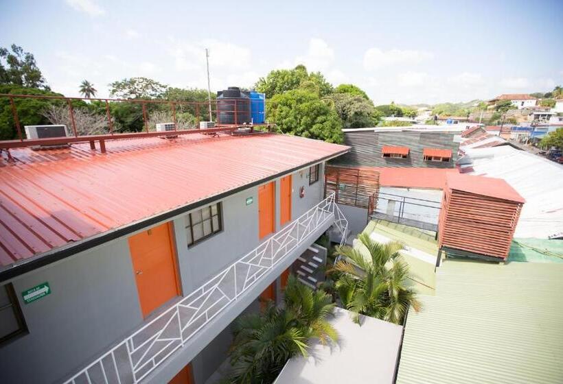 اتاق لوکس, El Caite San Juan Del Sur