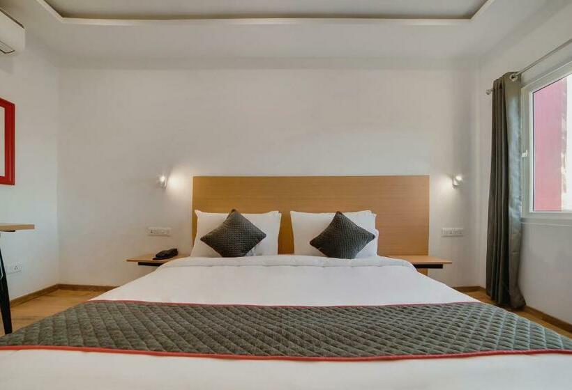 三人经典房间, Oyo 76587 Townhouse Shamshabad
