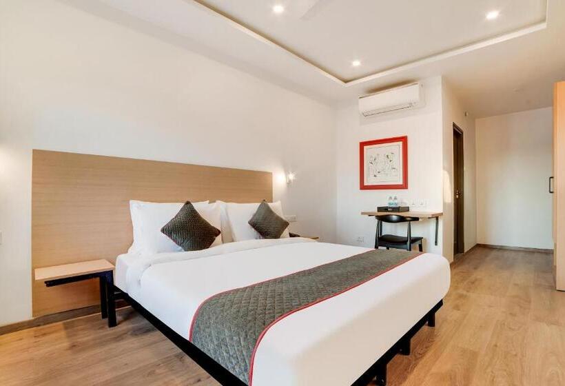 三人经典房间, Oyo 76587 Townhouse Shamshabad
