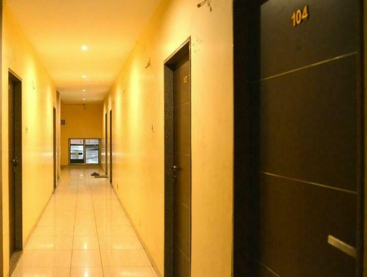 Номер Deluxe, Pandharinath Lodge