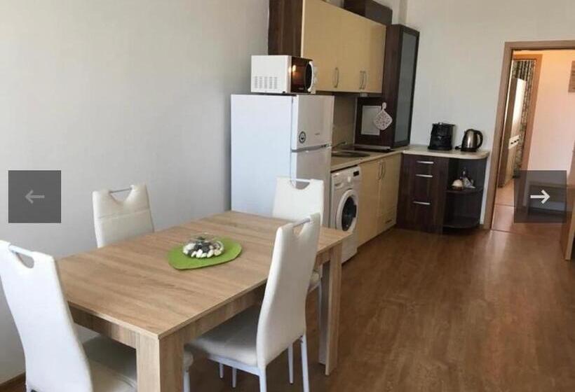 Апартаменты 1 Спальня Вид на Море, Apartments In Sunny Island Complex