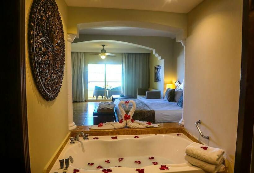 Полулюкс Вид на Море, Majestic Colonial Punta Cana   All Inclusive