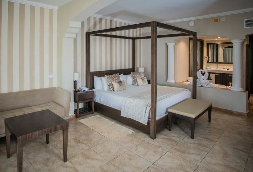 Клубный полулюкс с видом на море, Majestic Colonial Punta Cana   All Inclusive