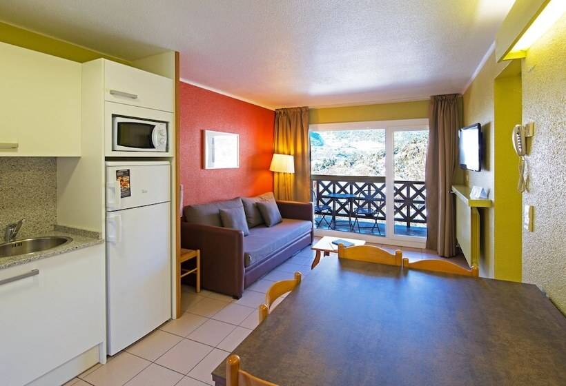 带3个卧室的公寓, Apartaments Giberga