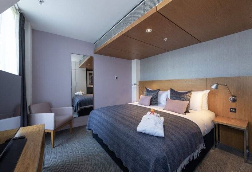 Полулюкс, Apex City Of London