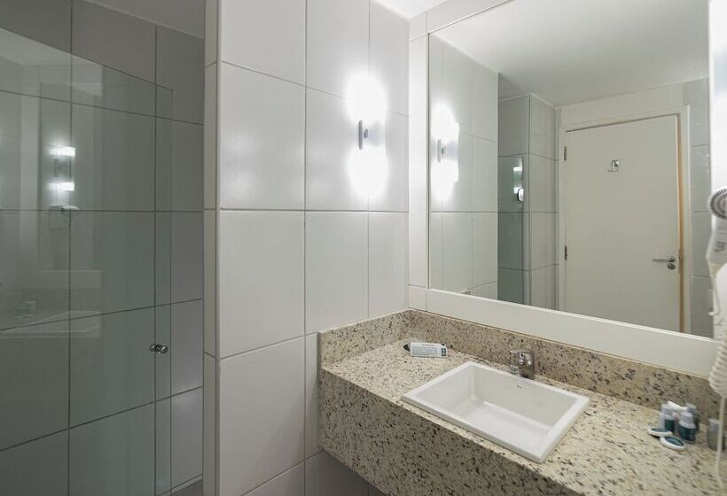 Quarto Superior Individual, Oasis Imperial & Fortaleza