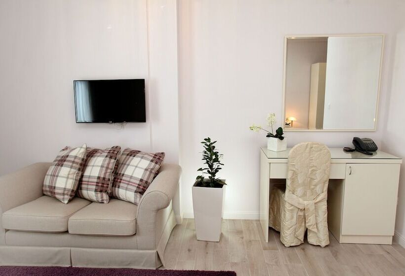 Семейный Номер, Bellevue Trogir
