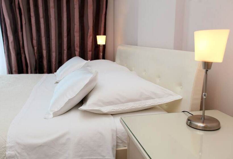Семейный Номер, Bellevue Trogir
