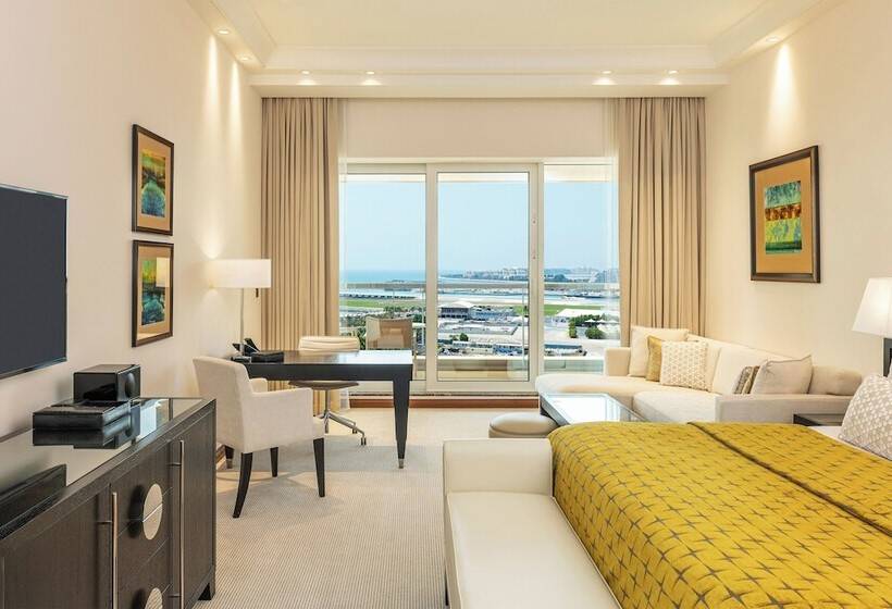 Номер Премиум, Grosvenor House, A Luxury Collection Hotel, Dubai